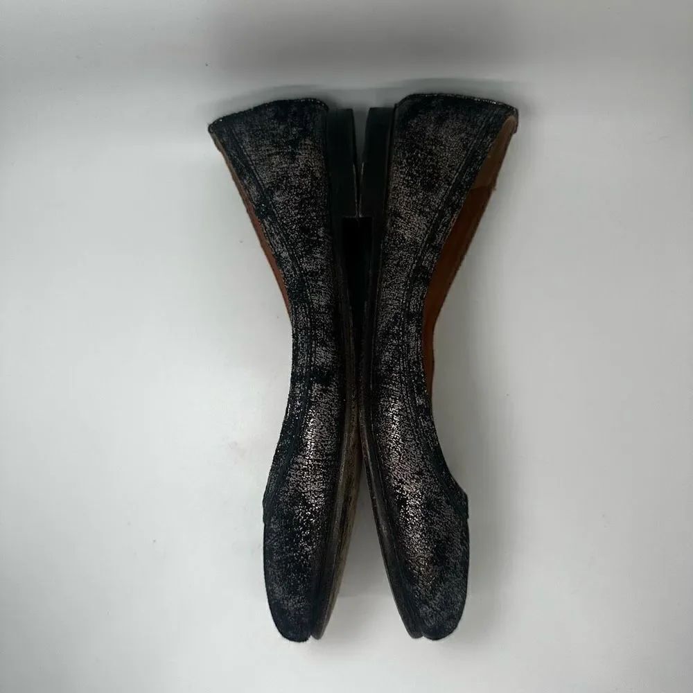 Frye Carson Flats - Picture 7 of 9